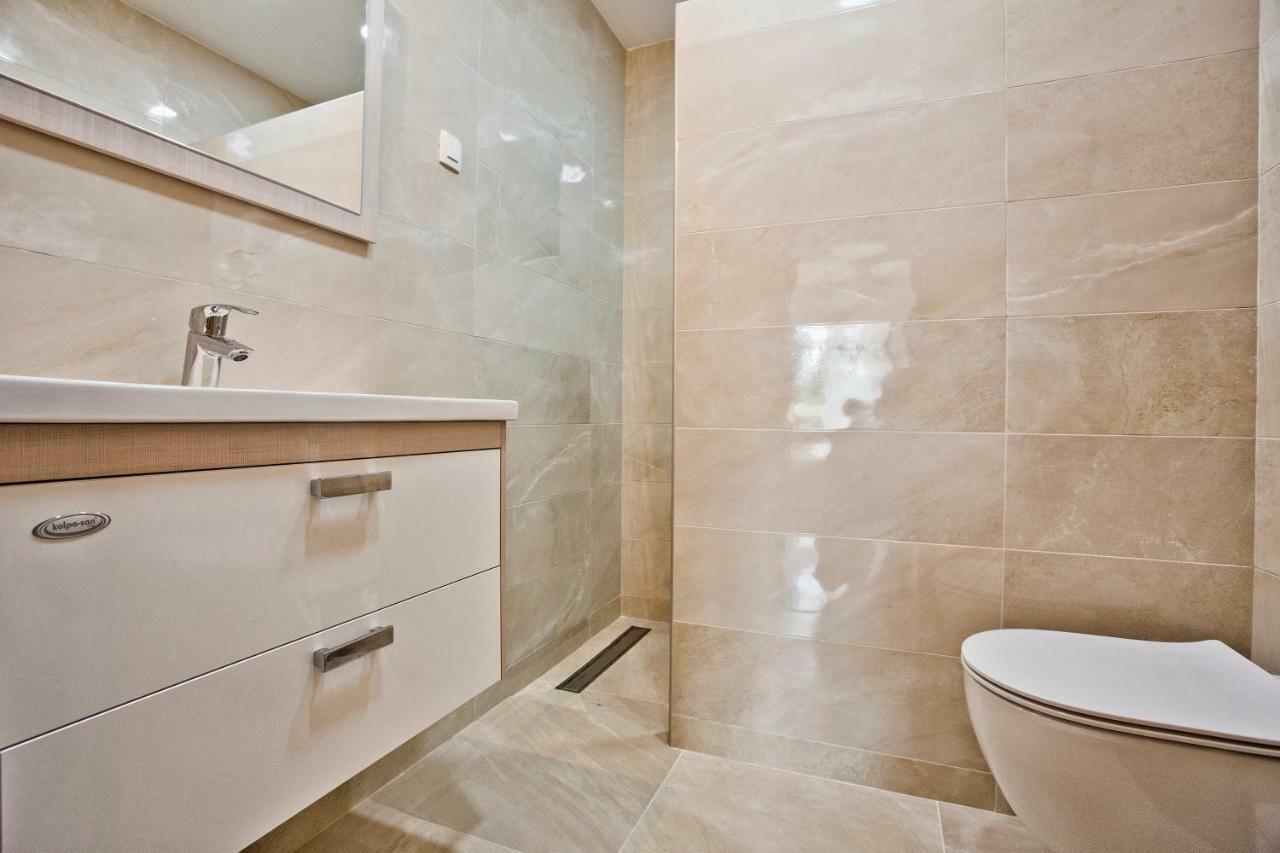 Apartments Херцег Нови Екстериор снимка